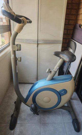 Bicicleta Estática Fitness