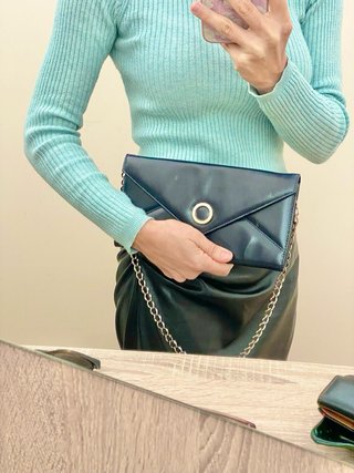 Bolso sobre de piel Carpisa