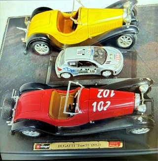 Set 3 modellini auto Burago Bugatti 1932