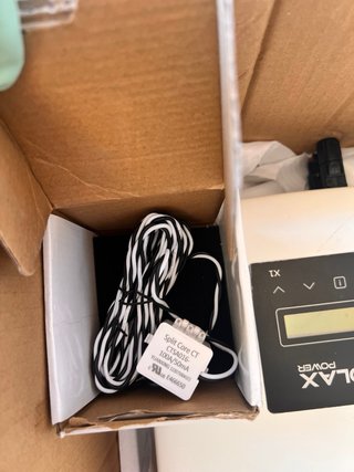 Lote material eléctrico y solar