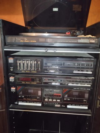 Mini cadena Hi-Fi con tocadiscos