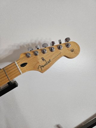 Guitarra Fender Player Stratocaster MN TPL