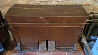 Armonio Piano Antiguo
