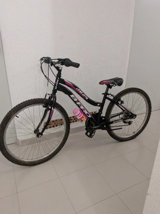 Bicicleta B-Pro 24 Negra y Rosa