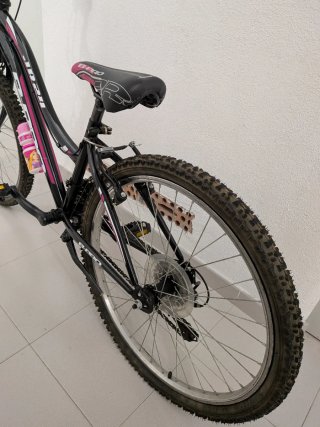 Bicicleta B-Pro 24 Negra y Rosa