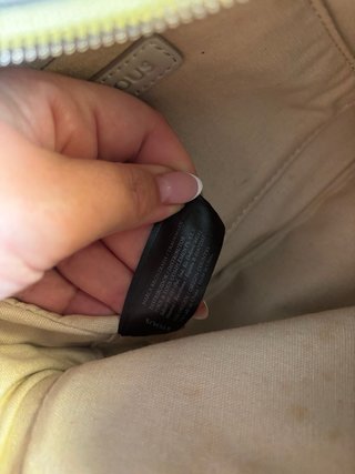 Bolso Tous con un diseño elegante-para arreglar