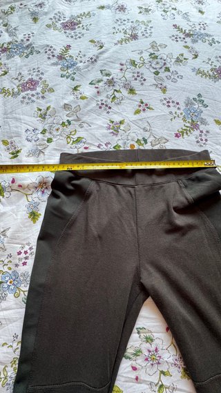 Pantalón verde elástico
