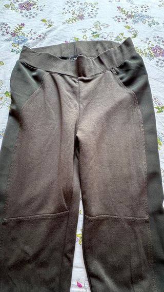Pantalón verde elástico