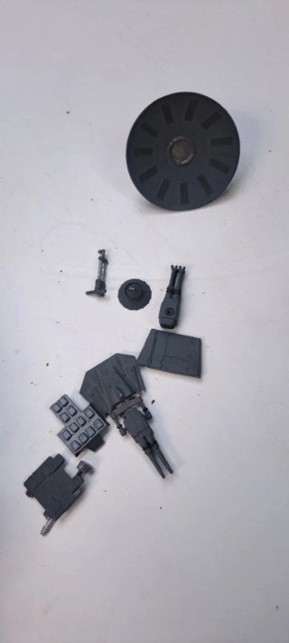 Maqueta Halcón Milenario con luz (para restaurar)