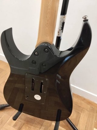 Guitarra Ibanez RG350EX+ estuche+ pie+cables+cuerd