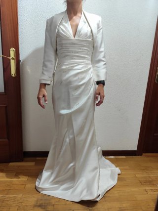 Vestido de novia y torera