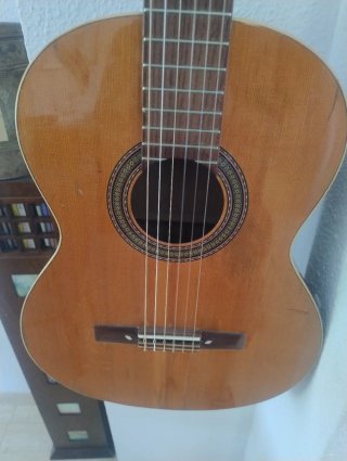 Guitarra Alhambra 2 C