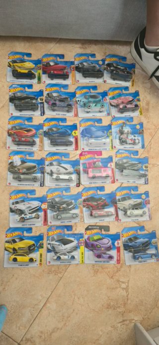 Lote Hot Wheels (aprox. 150 coches)