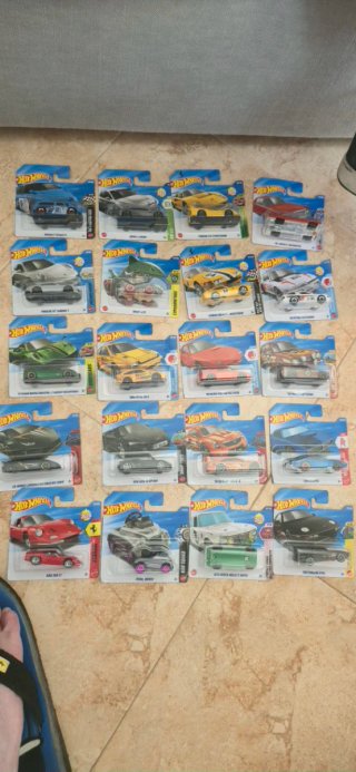 Lote Hot Wheels (aprox. 150 coches)
