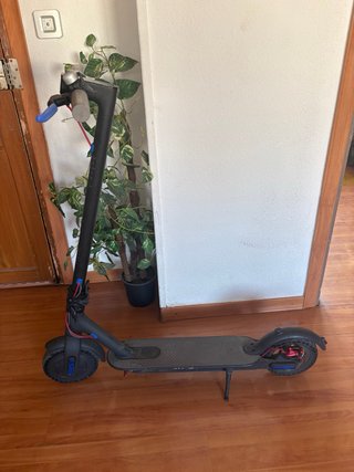 Patinete Eléctrico Negro