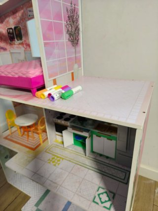 Casa Muñecas Rainbow High