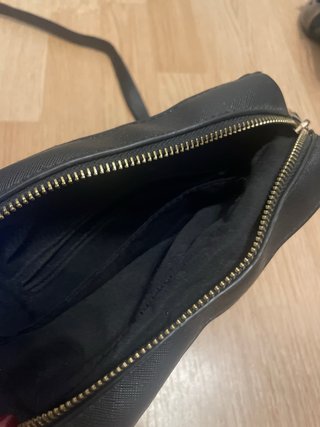 Bolso bandolera negro y beige