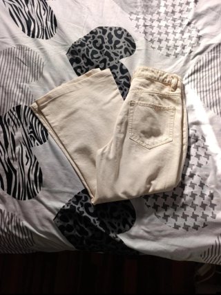 Pantalón ancho flare beige
