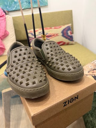 Zapatillas Valentino Rockstud Verde Oliva