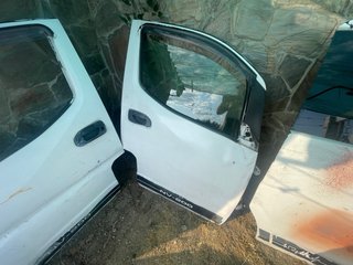 Puertas Nissan NV200