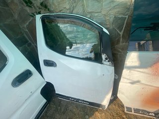 Puertas Nissan NV200