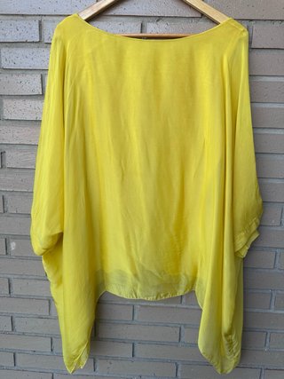 Blusón de seda amarillo talla única
