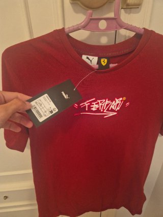 Camiseta Ferrari y Puma Talla M Nueva