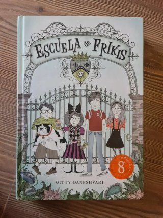 Escuela de frikis