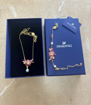 Conjunto Collar y Pulsera Swarovski