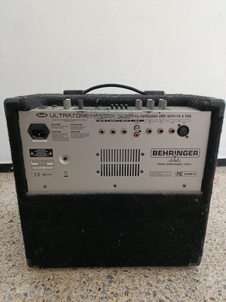 Amplificador Behringer K450FX Ultratone