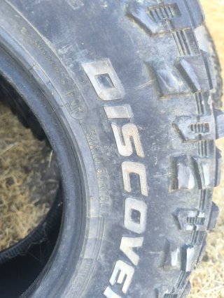 Neumáticos 31x 10.5 r15