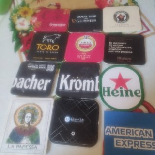 Set di sottobicchieri da birra vari