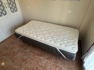 Sofá Cama Gris Tapizado