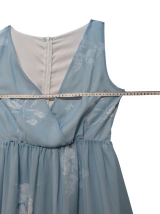 Vestido nuevo midi floral azul talla M