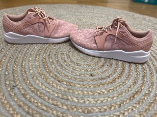 Tenis Asics Rosa Mujer