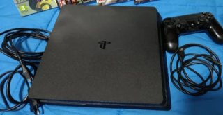 Consola PS4 (PlayStation 4) Negra