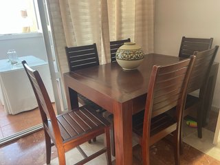 Mesa Comedor Madera extensible + 6 Sillas