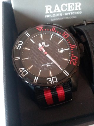 Reloj Racer Doble Correa Negro/Rojo