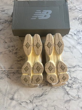 New Balance 9060 Beige/Bianco