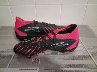Zapatillas Fútbol Adidas Predator Negras/Fucsia