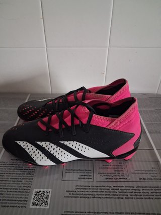 Zapatillas Fútbol Adidas Predator Negras/Fucsia