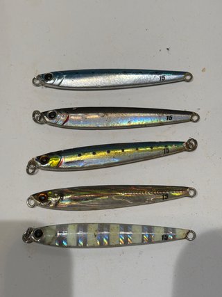 Lote S. 5 señuelos de pesca 15g