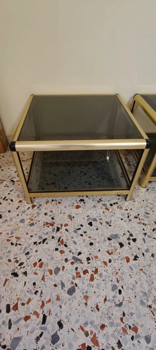 Mesa centro cristal y 2 auxiliares oro