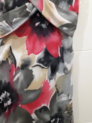 Vestido tirantes estampado floral escote V