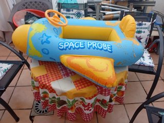 Barca hinchable Space Probe para niños
