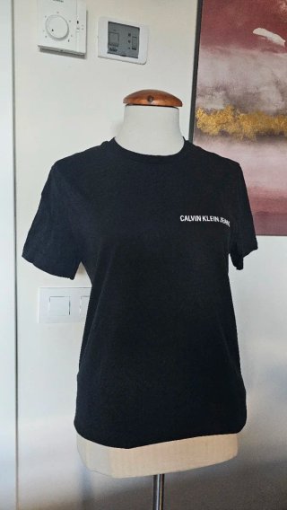Camiseta Calvin Klein Jeans Mujer Negra