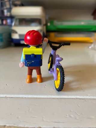 Niña con bicicleta Playmobil