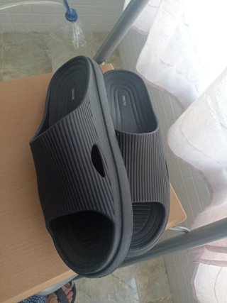 Chanclas de agua caballero negras
