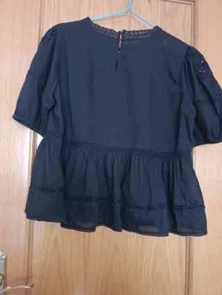 Blusa Zara Peplum Negra Bordada