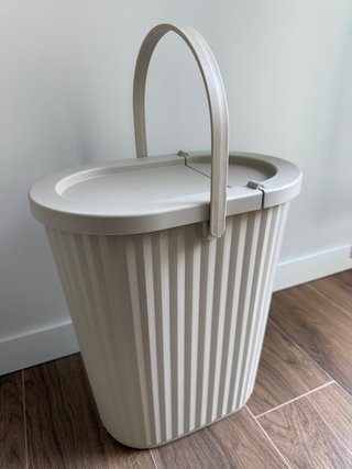Cubo DAMMÄNG con tapa, 26L